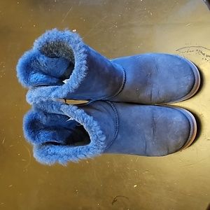 Ugg bow boots